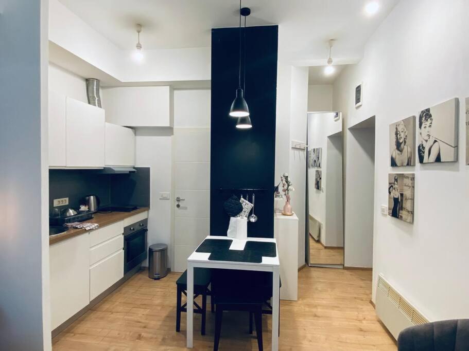 Studio M Lejlighed Zagreb Eksteriør billede